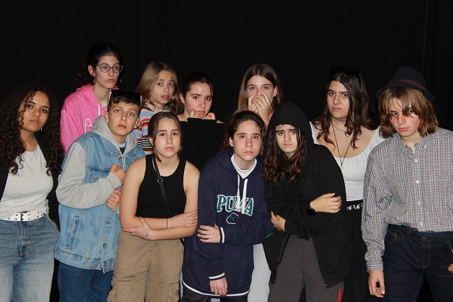 Assassina com puguis